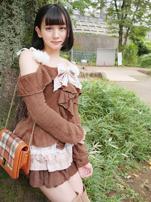 ダントツ可愛い男の娘DEBUT 素顔はムッツリどMなコスプレイヤー ひめ（二十歳）