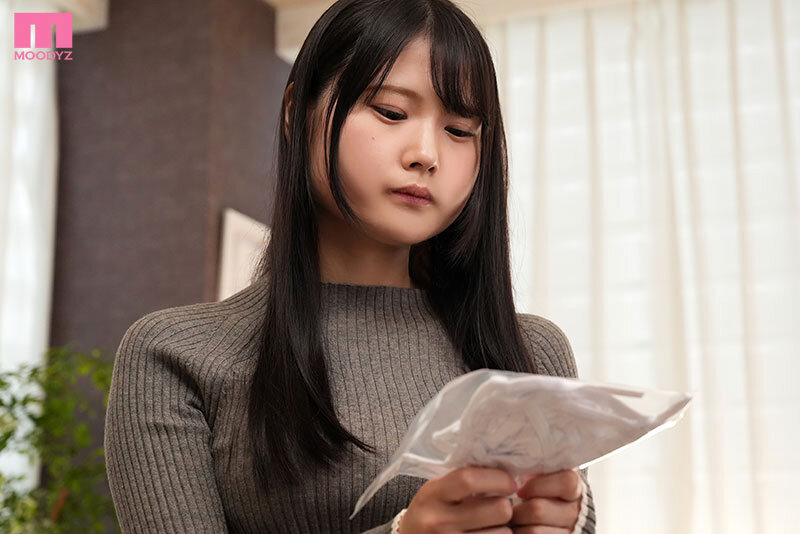 笑わない少女が悪徳エステに騙されて…媚薬オイルで恥部をほぐされ崩壊失禁アクメ 快楽マッサージ沼に堕ちた女子大生の末路 望月円