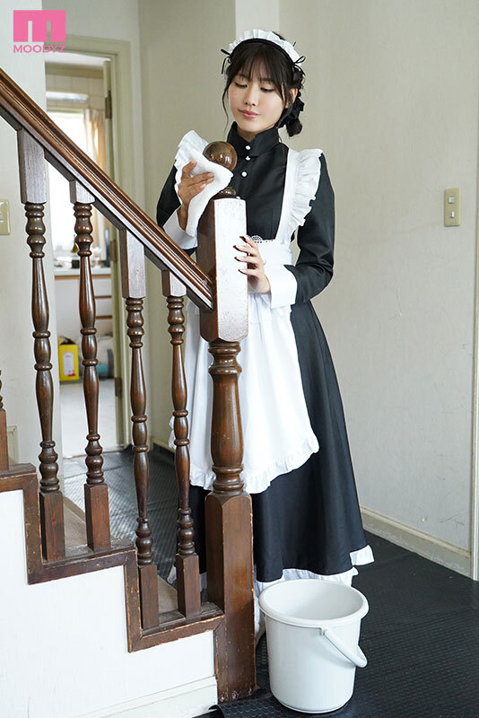 家事も何でもこなす完璧メイドが退屈しのぎに始めた遊びは主人（オレ）を耳元囁き誘惑すること… からかい上手なメイドの焦らし舐めに懇願中出ししまくった妻が不在の3日間。 神宮寺ナオ