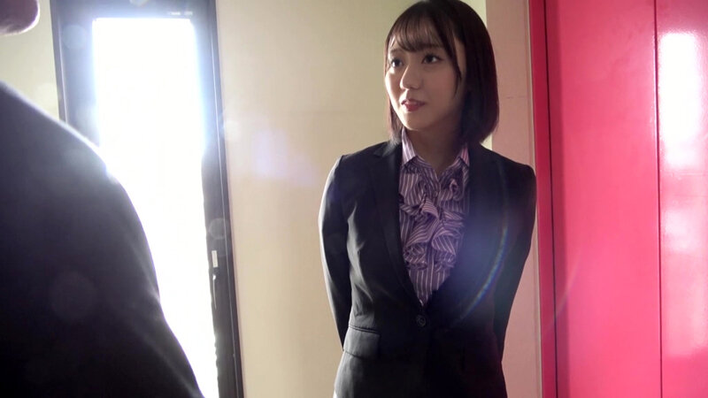 競泳水着NTR 美脚でスタイル抜群な美女のハイレグ姿にフル勃起 結婚しているにも関わらず濃厚SEXで何度もイカされちゃいました 梓まりの