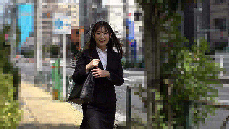 退職代行に密着。「私のカラダを好きにしていいので退職を認めて下さい。」 豊富な男性キャリアと豊満なボディで依頼者を救うはずが、上司の技巧に堕ち味わったことのない快楽の沼へ…。