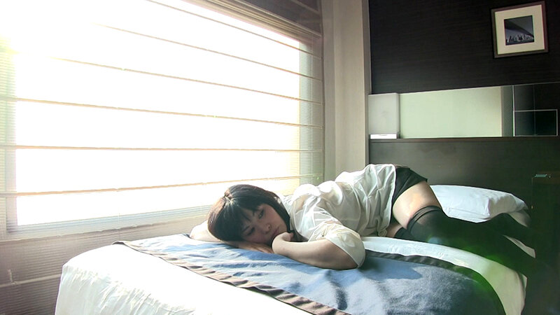 恥ずかしがりながらも股間を熱くして快感に堕ちる垂れパイ熟女と嵌め撮り中出しSEX！