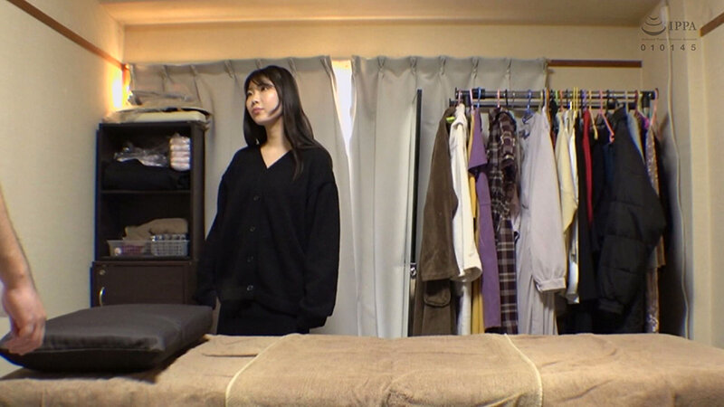 比嘉まりあ 魔法のオイルで快感マッサージ