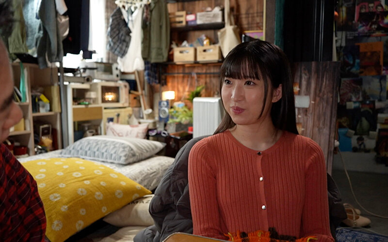 大復活！素人援交生中出し 映画オタクのやよいちゃんは乱暴されたい！犯●れたい！首絞め騎乗位からの～乳首ギューん 歪んだM願望が叶って小柄ボディは幸せ絶頂 三葉やよい