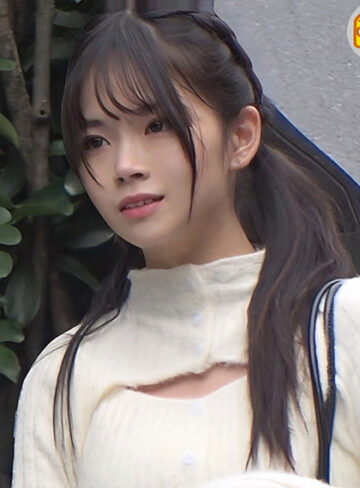 ちひろの独占配信！のぞきとハメ撮りのスレンダー作品