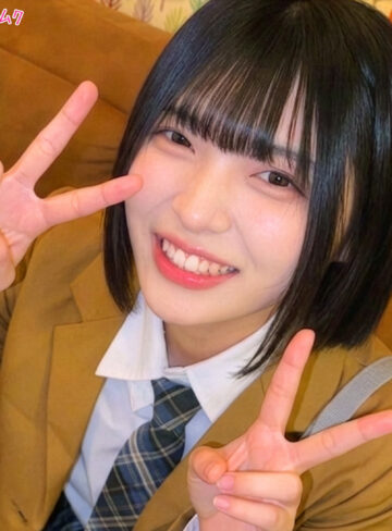 女子校生・ゆみのカップル即ハメ体験とフェラ中出し