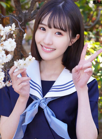 美少女はるちゃんとセーラー服の3P・4Pシーンを堪能するハイビジョン作品