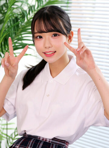 美少女NANAの独占ハメ撮り！スレンダー美乳を堪能する中出し作品